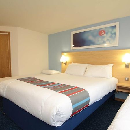 Travelodge London Park Royal Exteriér fotografie
